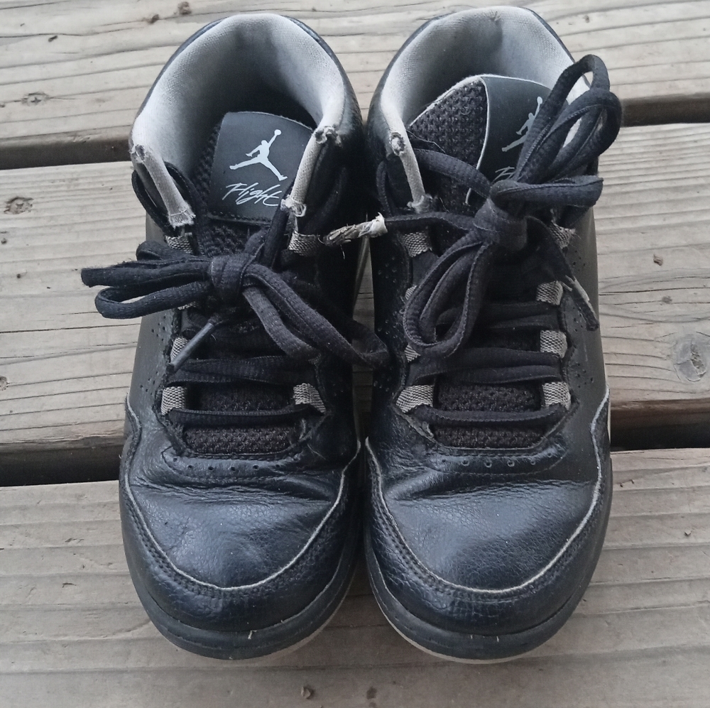 Boys jordans